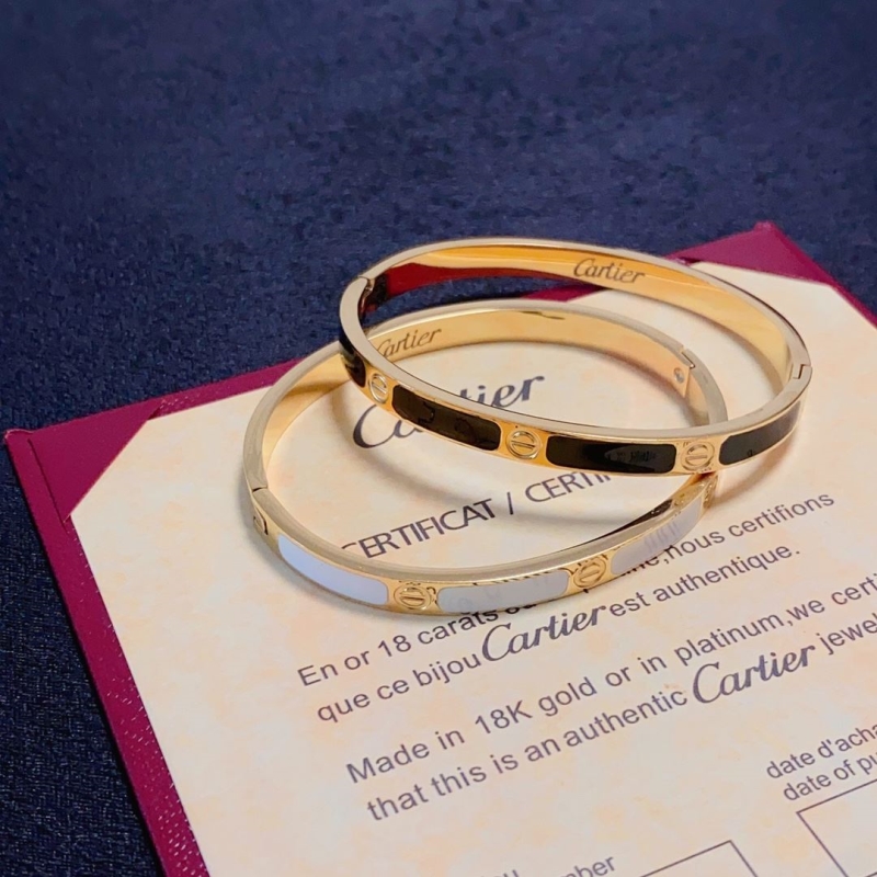 Ca*t1er bracelets